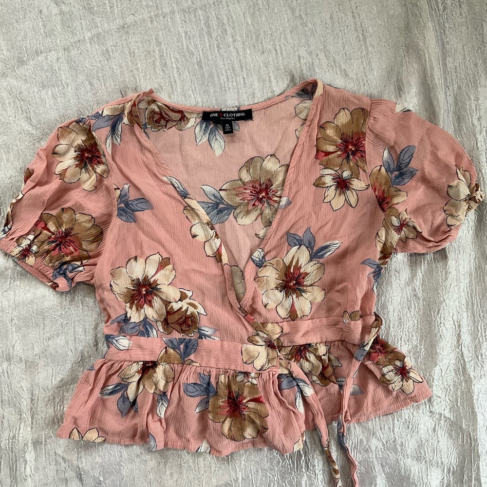 Floral Puff Sleeve Blouse in‎ Pink